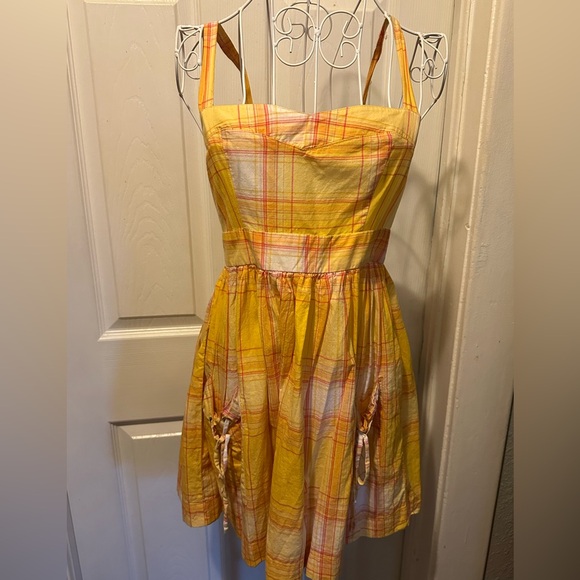 Vintage Yellow Plaid Dress with Pockets - Picture 1 of 4
